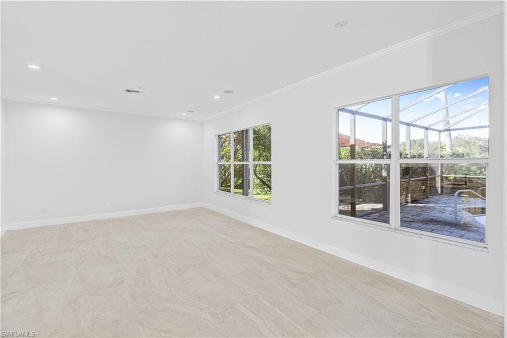 11105 Sea Tropic LN, FORT MYERS FL 33908-18