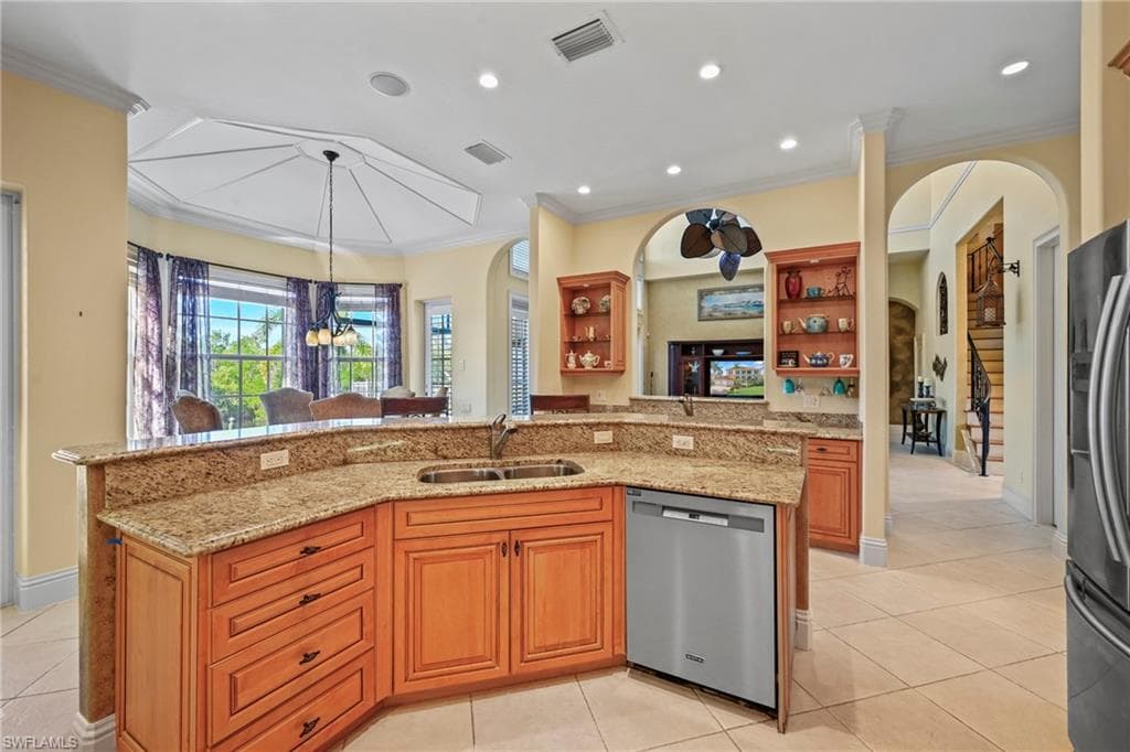 18150 Old Pelican Bay DR, FORT MYERS BEACH FL 33931-15