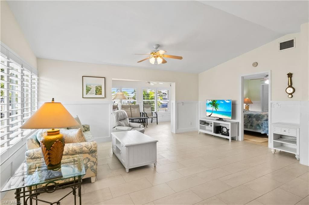 2781 Bruce ST-6