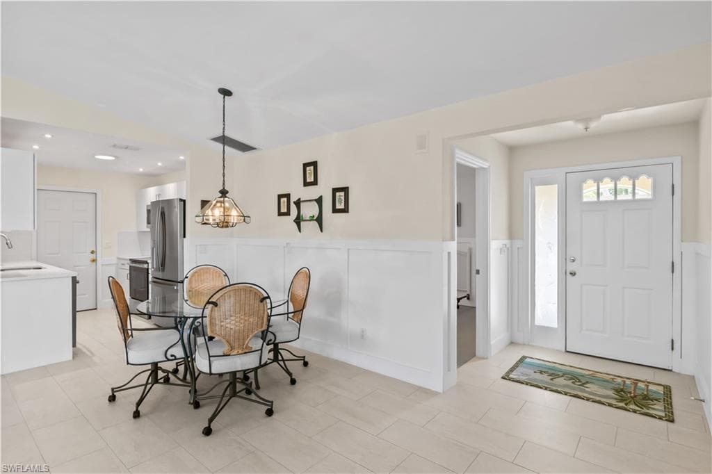2781 Bruce ST-9