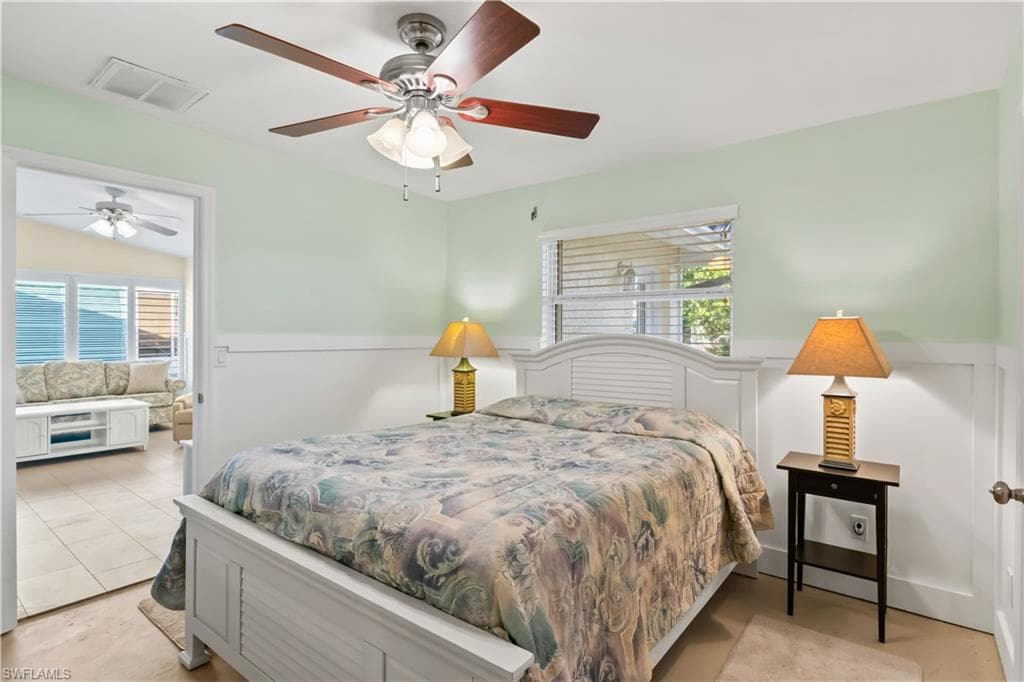 2781 Bruce ST-18