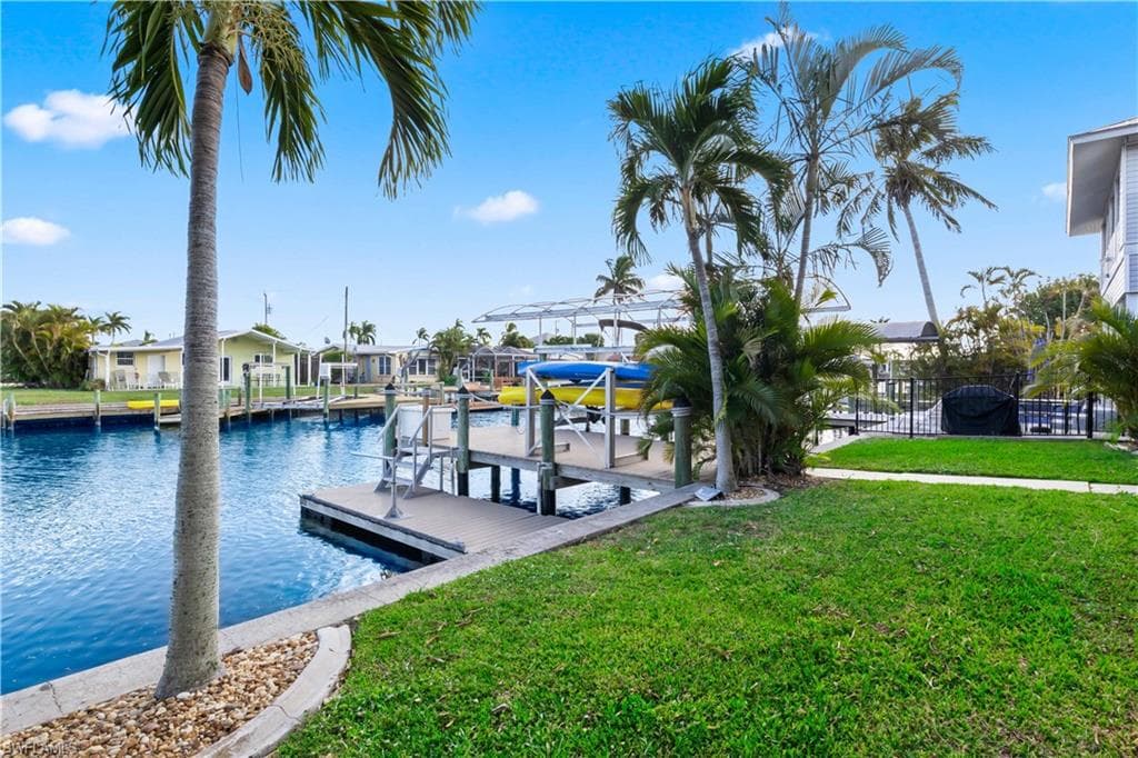 2781 Bruce ST-28
