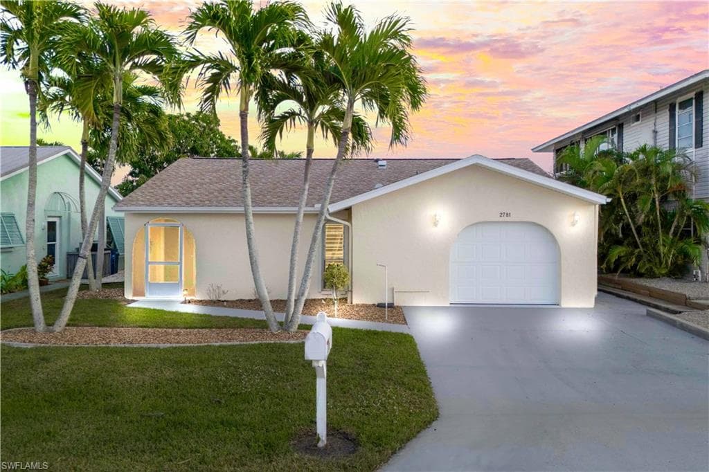 2781 Bruce ST-3