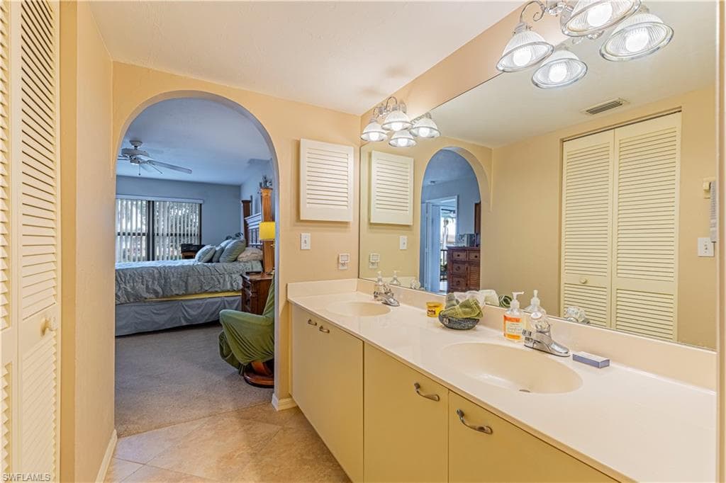 4410 Chantelle DR H-205-16