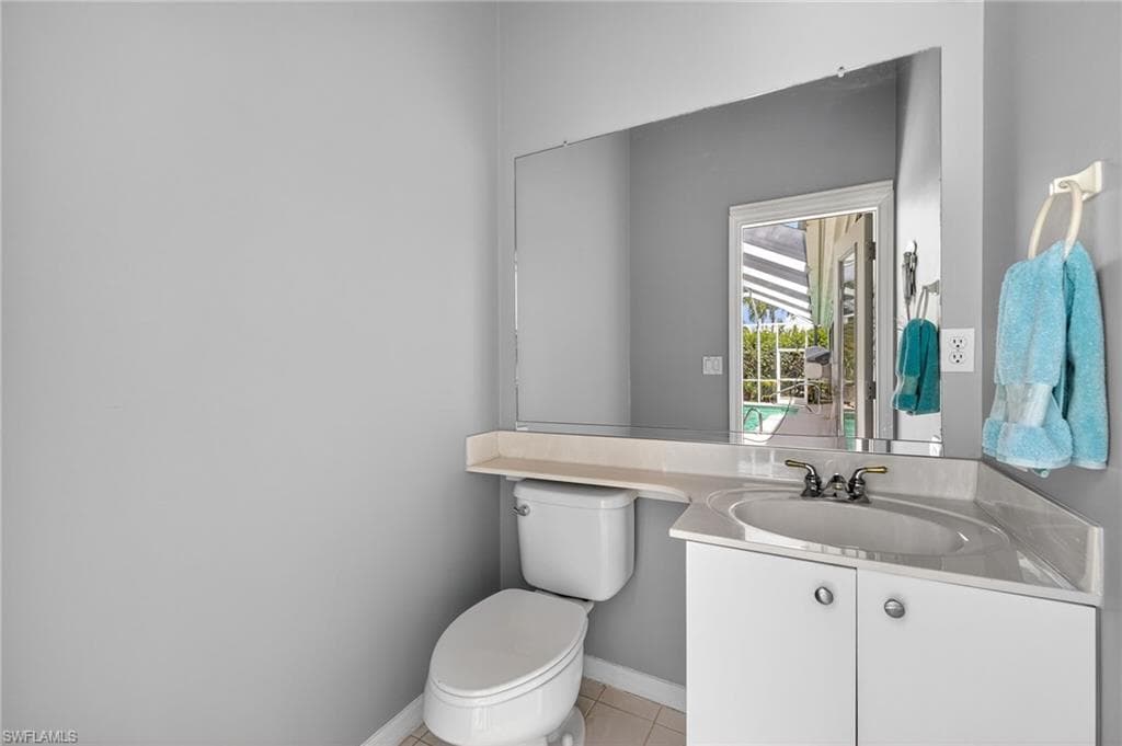 8350 Trentwood CT, FORT MYERS FL 33912-26