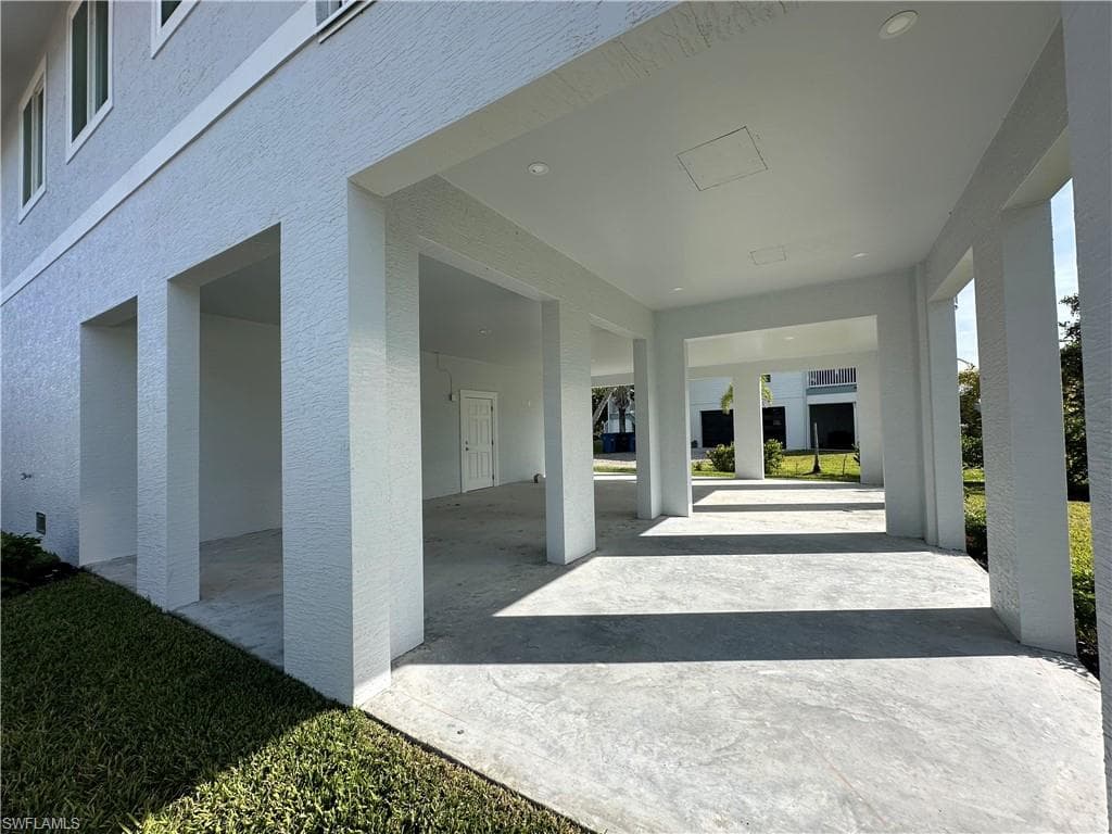 4717 Spring Creek DR, BONITA SPRINGS FL 34134-6