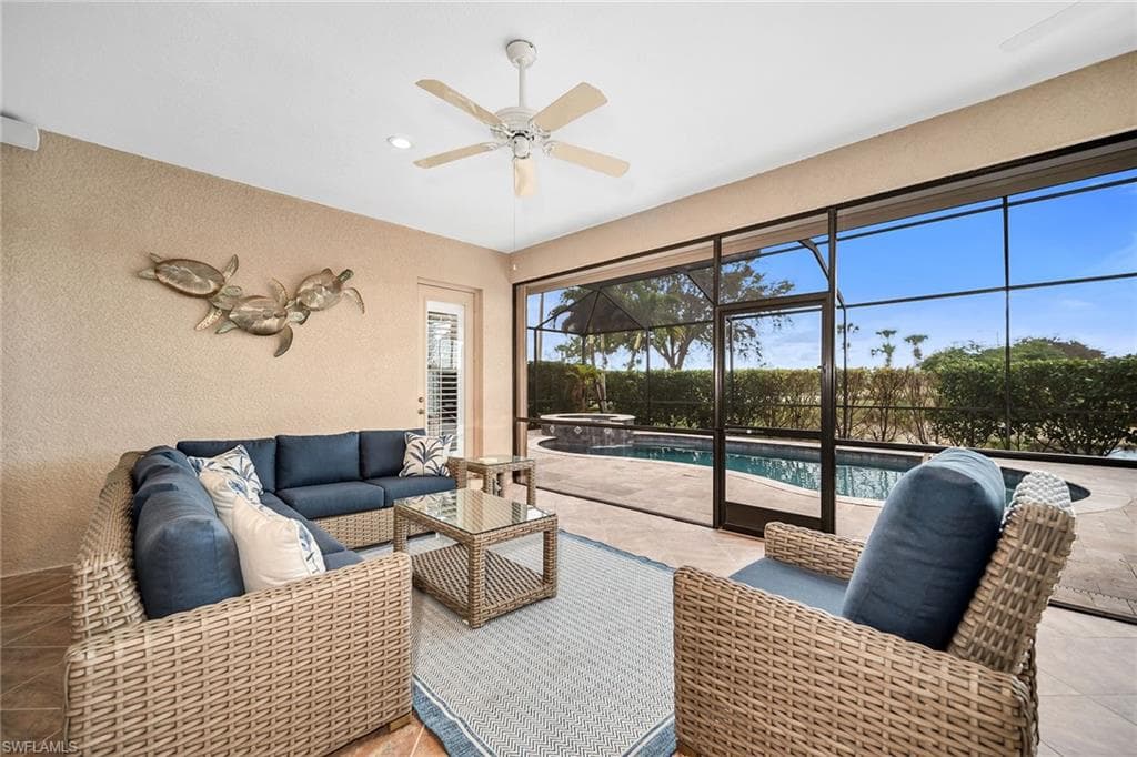 8264 Potomac LN, NAPLES FL 34104-35