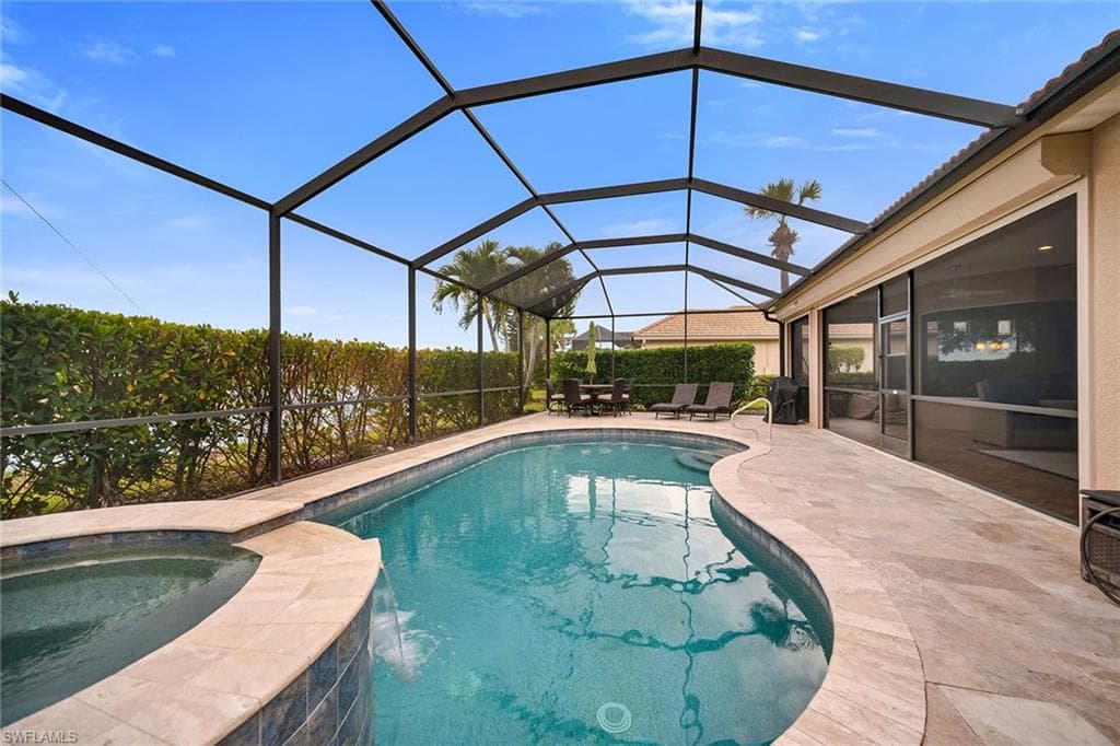 8264 Potomac LN, NAPLES FL 34104-39