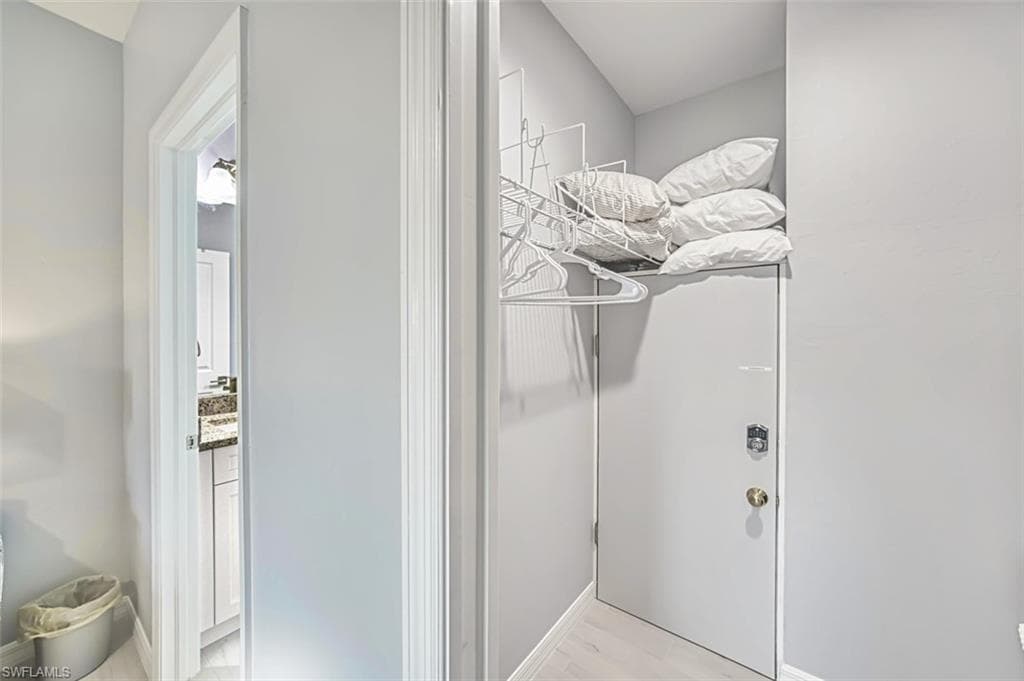 431 Lazy WAY, FORT MYERS BEACH FL 33931-24