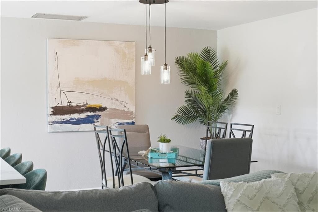 1023 El Valle AVE, FORT MYERS FL 33919-13