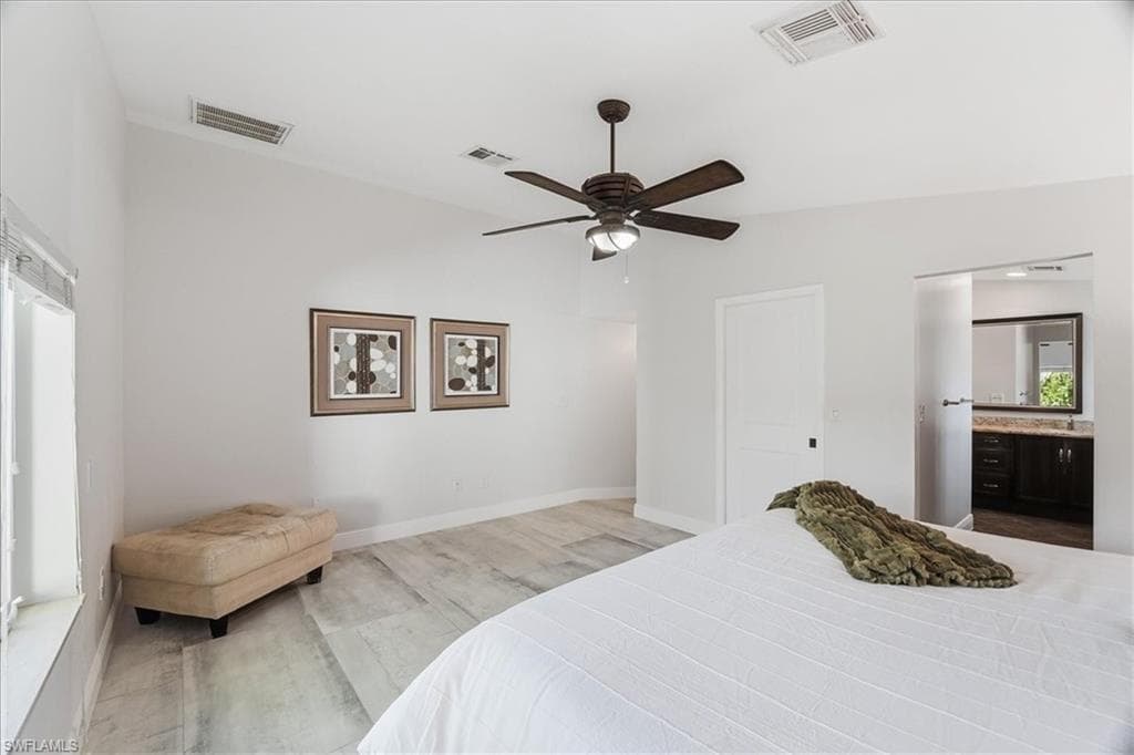 1023 El Valle AVE, FORT MYERS FL 33919-20