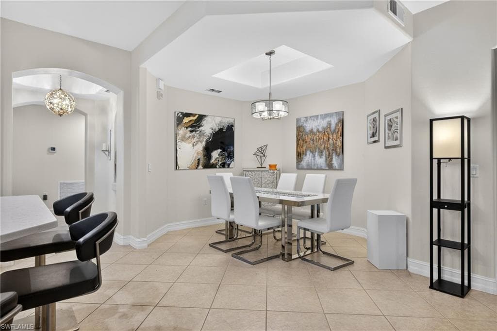 2001 Tarpon Bay DR N # 102, NAPLES FL 34119-11