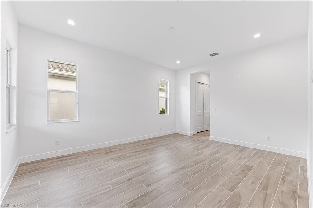 8786 Saint Lucia DR, NAPLES FL 34114-11