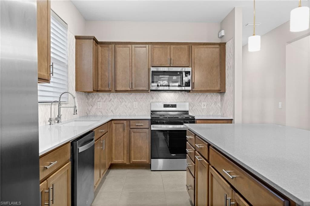 25031 Surf Haven LN, BONITA SPRINGS FL 34135-5