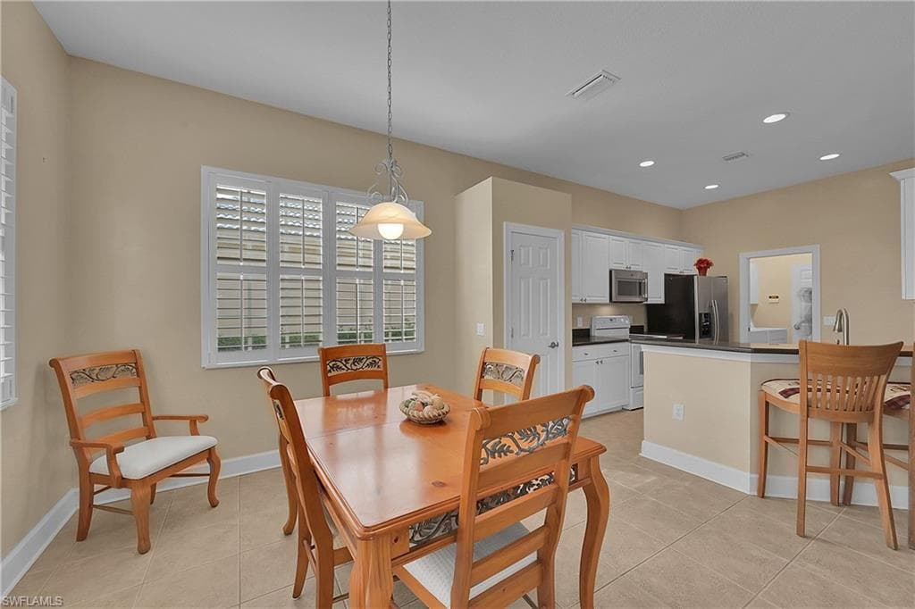 5569 WHISPERING WILLOW WAY, FORT MYERS FL 33908-9