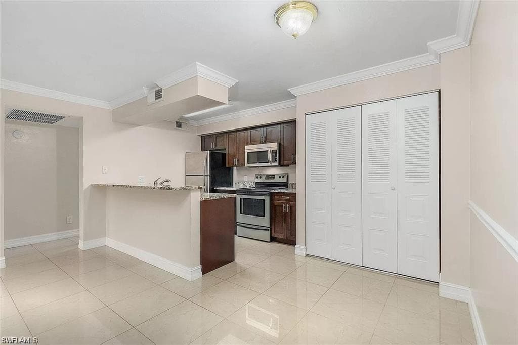 5323 Summerlin RD # 2310, FORT MYERS FL 33919-1