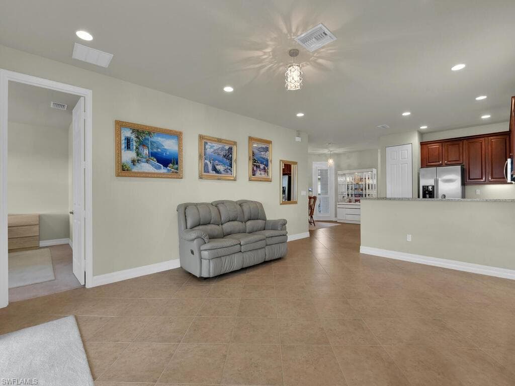 10538 Carolina Willow DR, FORT MYERS FL 33913-10