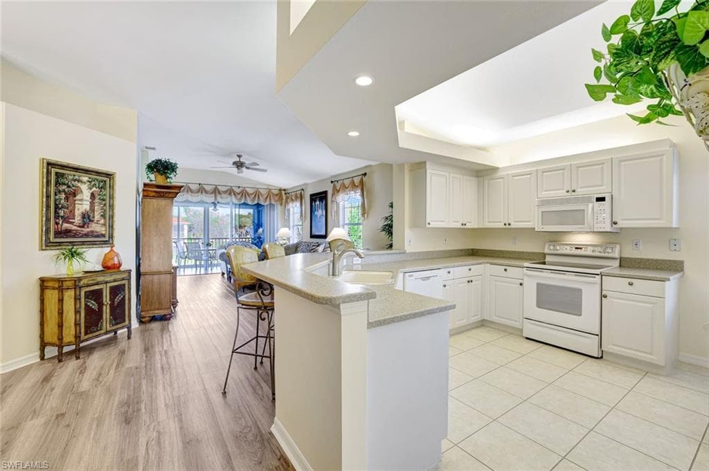 10910 Santa Margherita RD # 204, ESTERO FL 34135-5