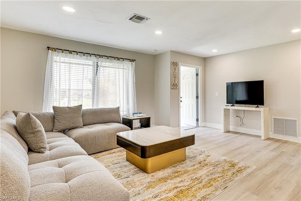 6030 Perthshire LN, FORT MYERS FL 33908-13