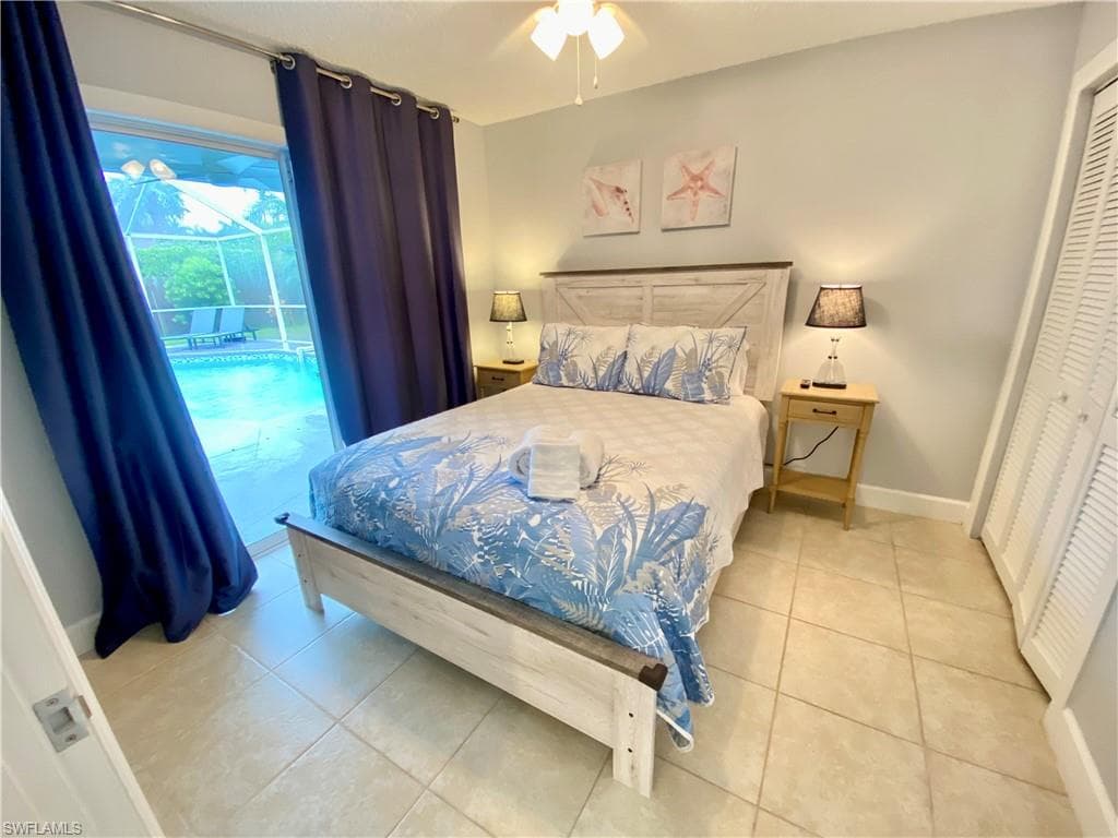 122 Palm River BLVD, NAPLES FL 34110-22