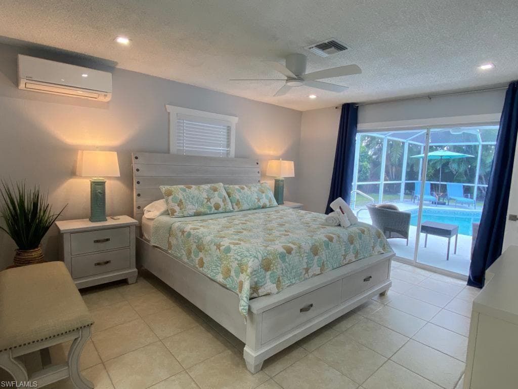 122 Palm River BLVD, NAPLES FL 34110-15