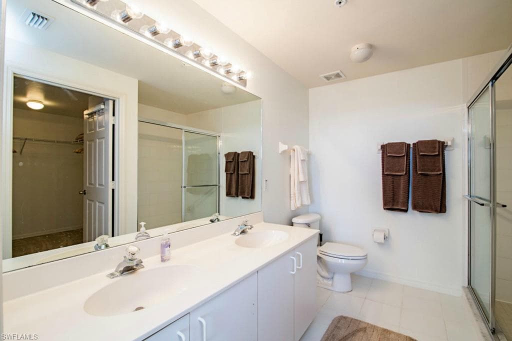 519 Roma CT # 301, NAPLES FL 34110-6
