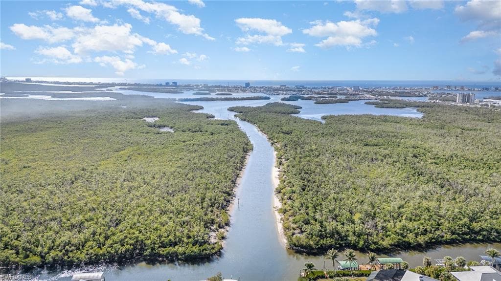 11331 Azalea LN, FORT MYERS BEACH FL 33931-47