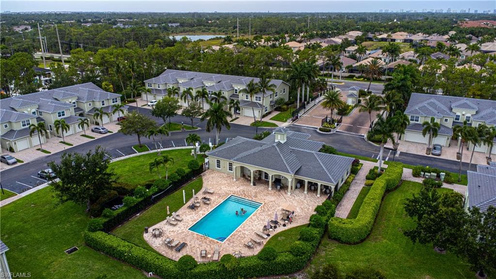 1330 Mariposa CIR # 103, NAPLES FL 34105-3