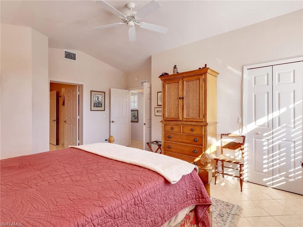 5893 Three Iron DR # 1604, NAPLES FL 34110-22