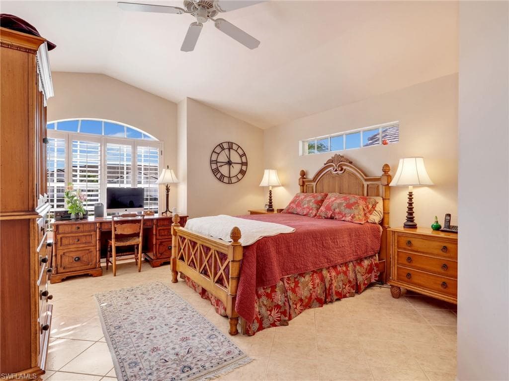 5893 Three Iron DR # 1604, NAPLES FL 34110-21