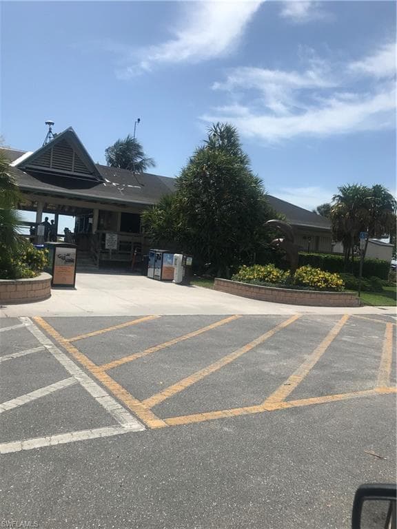 216 Banyan BLVD # 216, NAPLES FL 34102-15