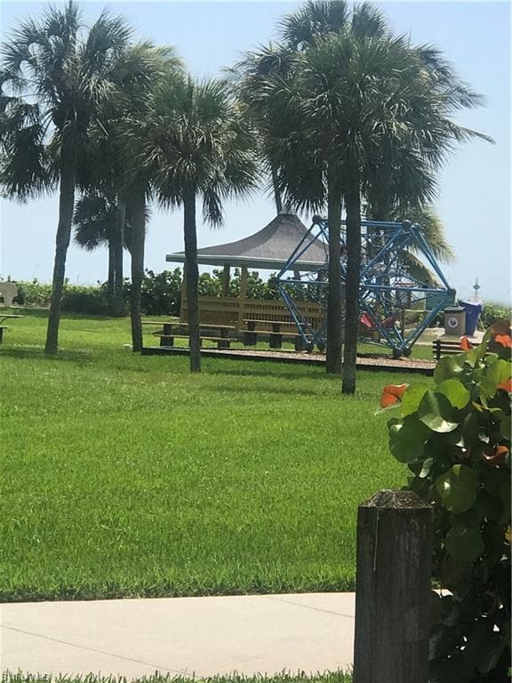 216 Banyan BLVD # 216, NAPLES FL 34102-13