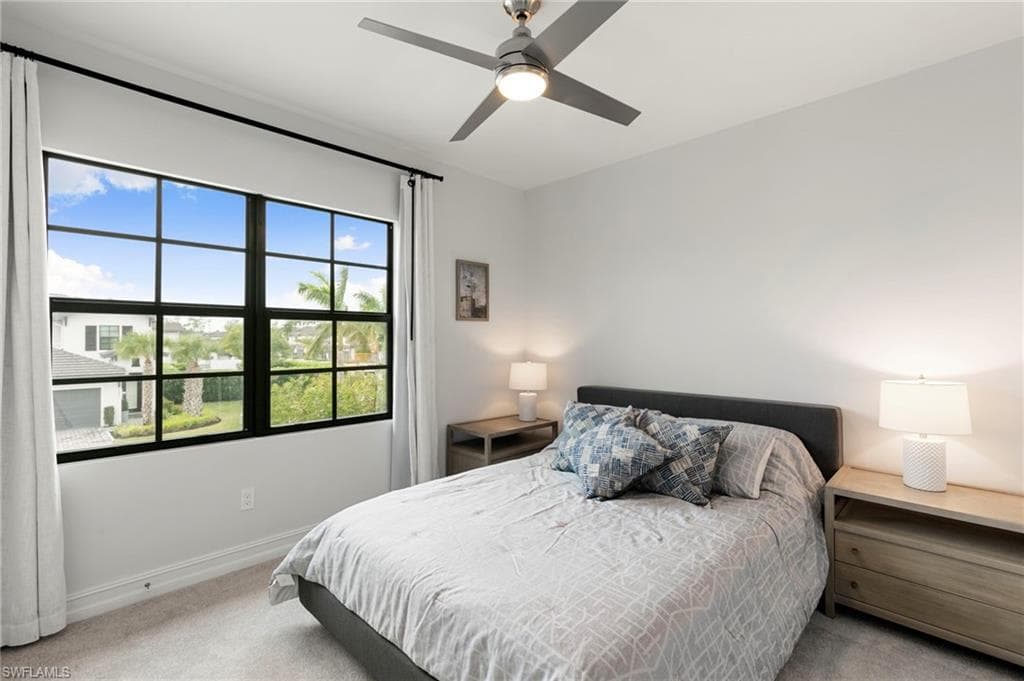 7480 Rockefeller DR, NAPLES FL 34119-17