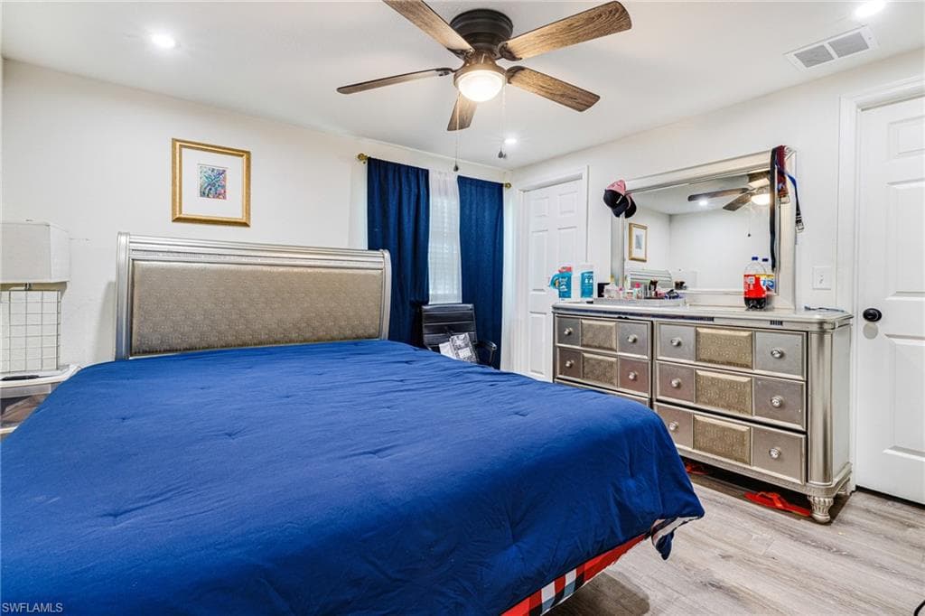 2012 Wright ST, FORT MYERS FL 33916-5