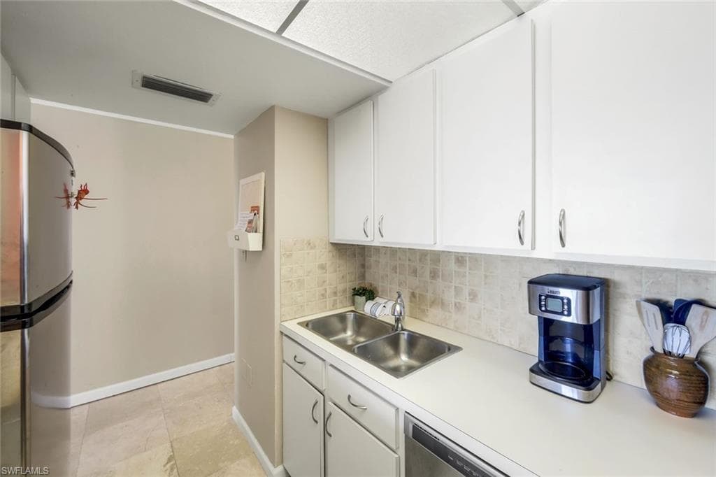 25830 Hickory BLVD # 101, BONITA SPRINGS FL 34134-5