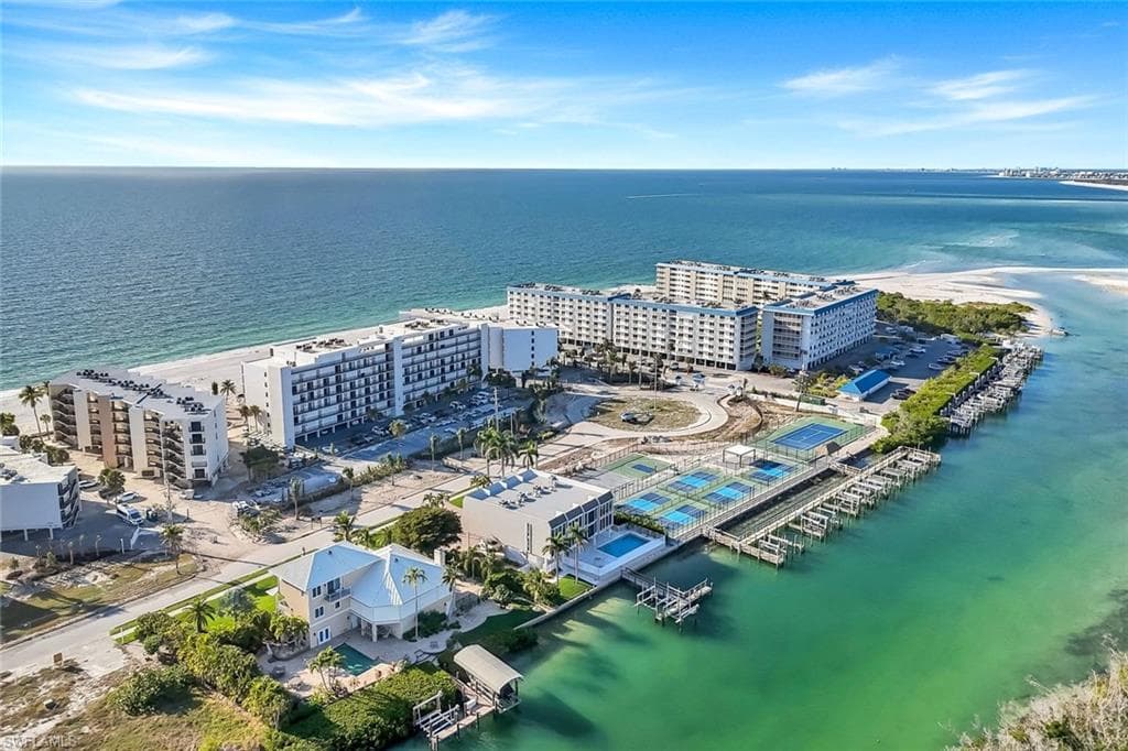 25830 Hickory BLVD # 101, BONITA SPRINGS FL 34134-18