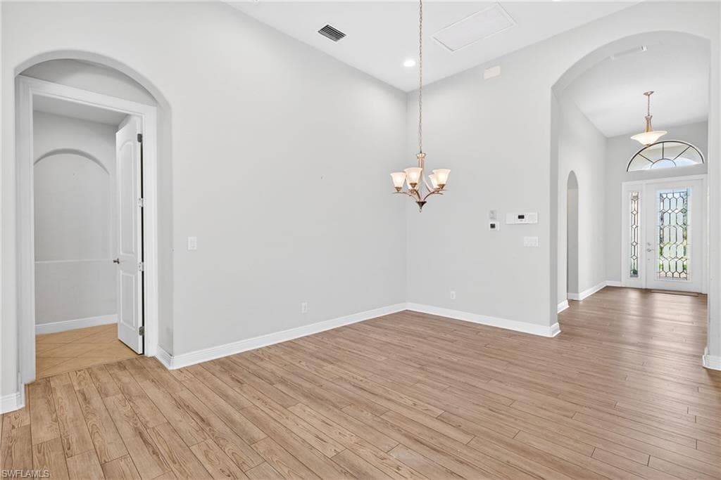 23265 Salinas WAY, BONITA SPRINGS FL 34135-4