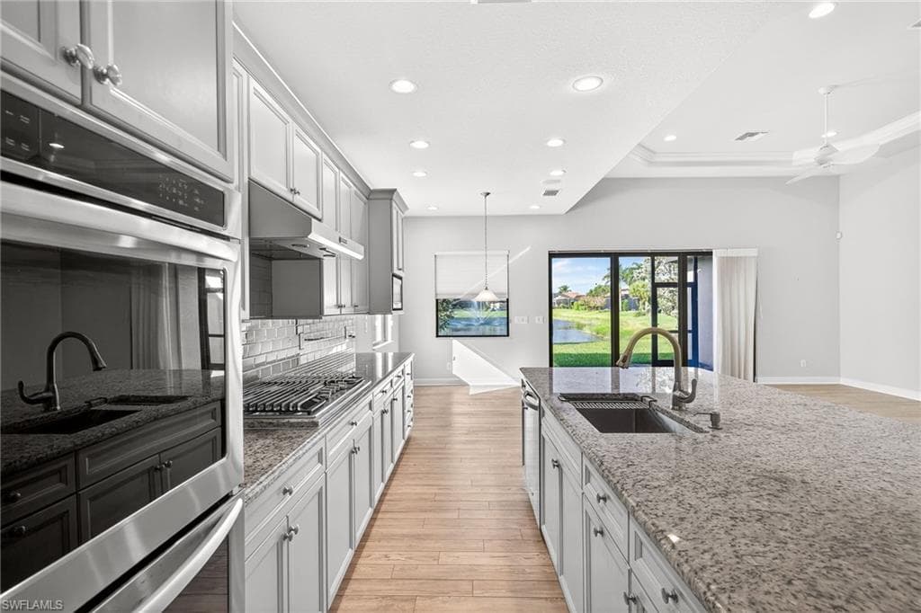 23265 Salinas WAY, BONITA SPRINGS FL 34135-10