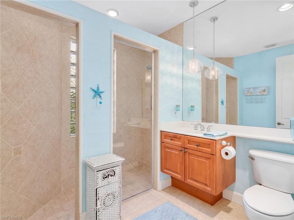 353 Steerforth CT, NAPLES FL 34110-23