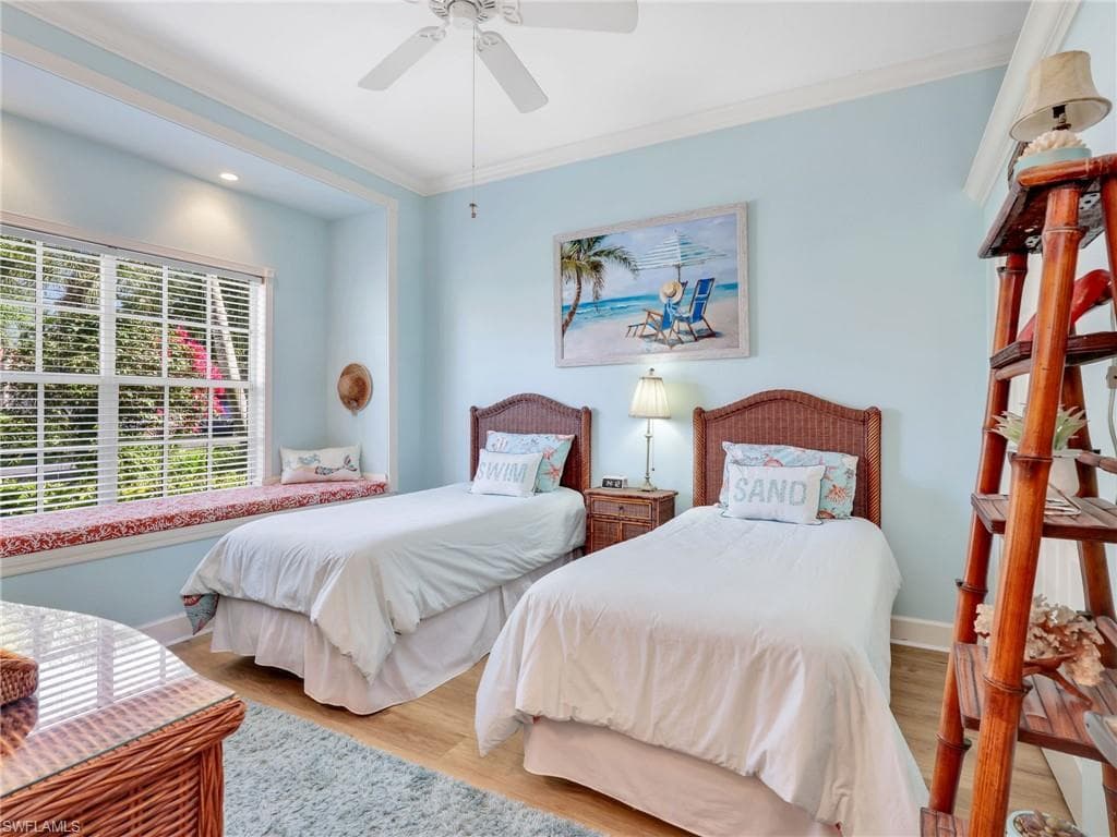 353 Steerforth CT, NAPLES FL 34110-24