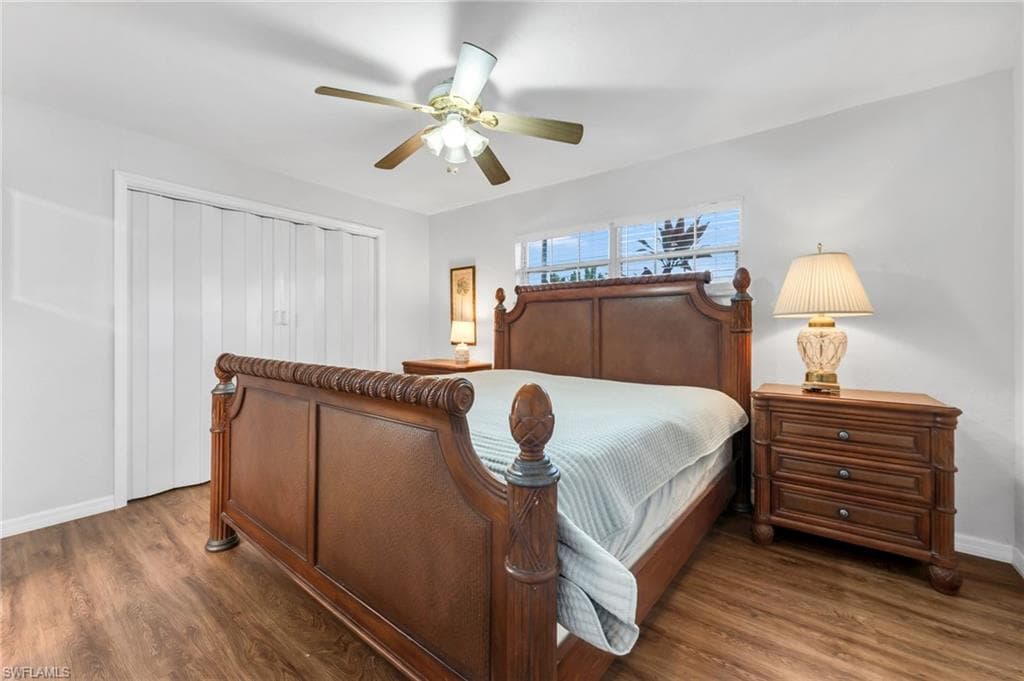 2772 Riverview DR, NAPLES FL 34112-11