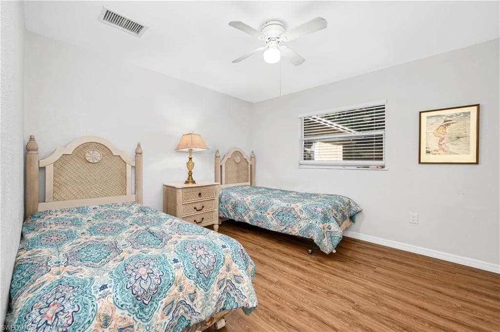 2772 Riverview DR, NAPLES FL 34112-13