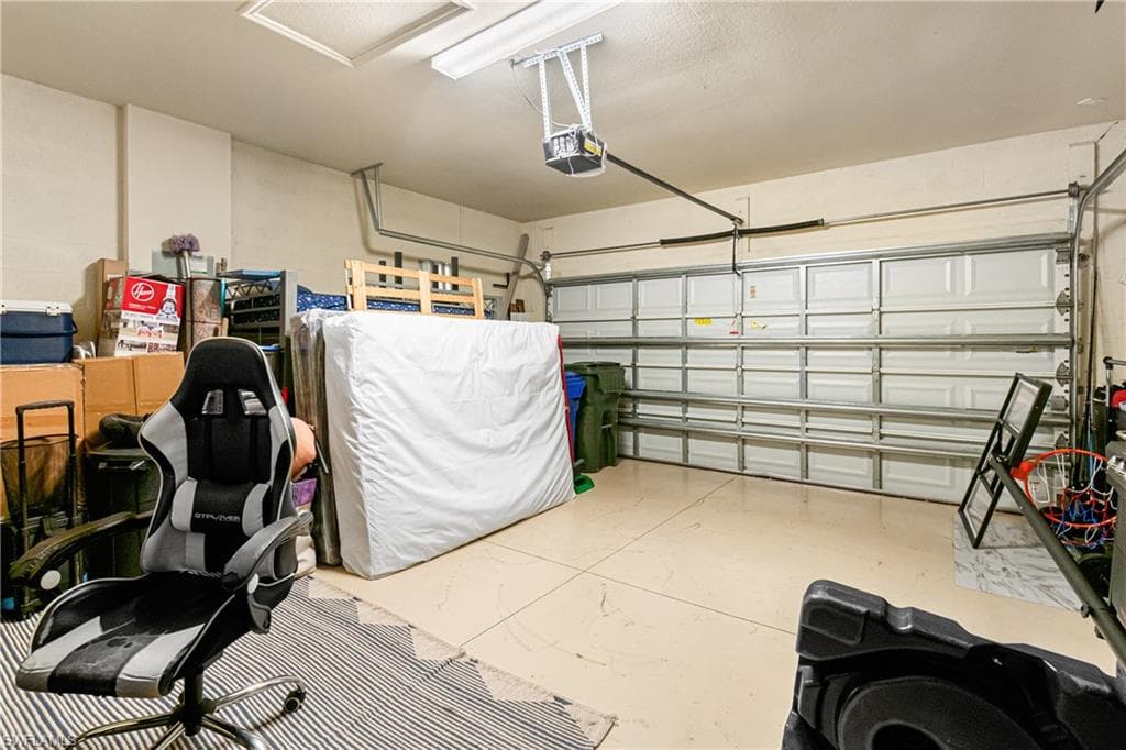 11656 Eros RD, LEHIGH ACRES FL 33971-37