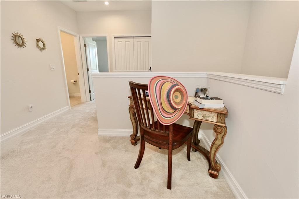 7352 Rockefeller DR, NAPLES FL 34119-26