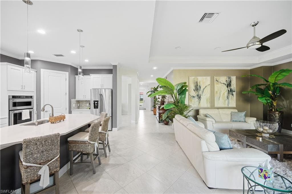 4664 Abaca CIR, NAPLES FL 34119-3