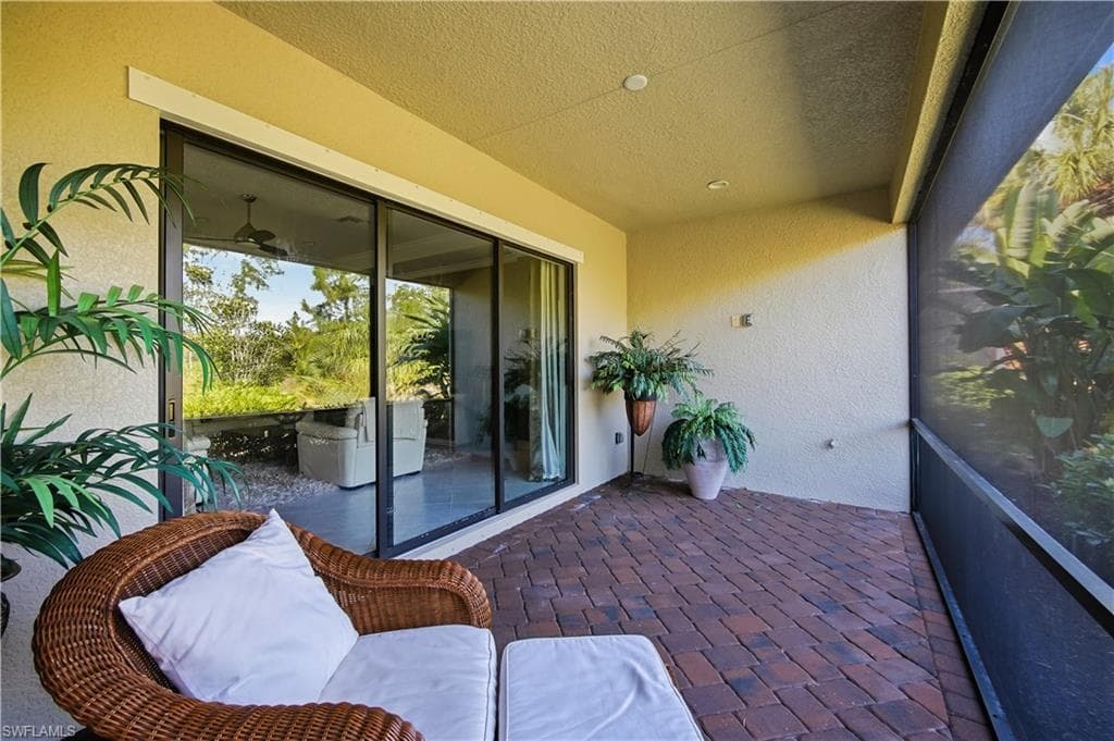 4664 Abaca CIR, NAPLES FL 34119-20