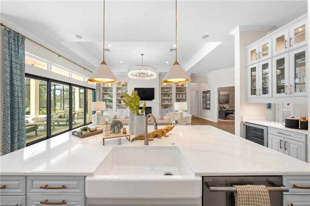 15266 Arpino CT, NAPLES FL 34114-8