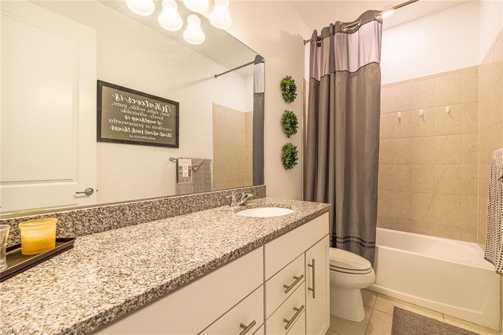 3990 Spotted Eagle WAY, FORT MYERS FL 33966-18