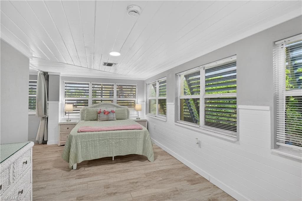 27526 Big Bend RD, BONITA SPRINGS FL 34134-25