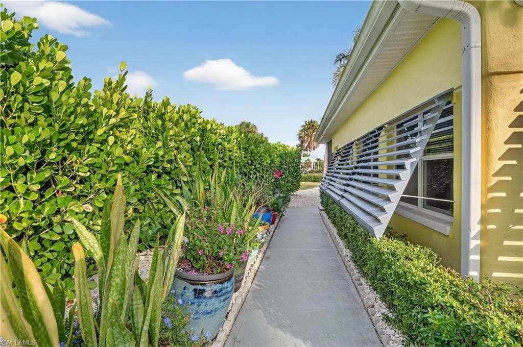 27526 Big Bend RD, BONITA SPRINGS FL 34134-37